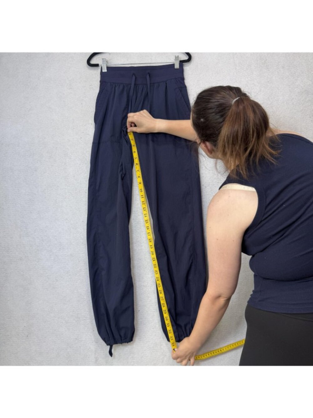 Lululemon Jogger Pants Womens M Blue Lightweight Tapered Pockets Yoga Athletic - Picture 7 of 10
